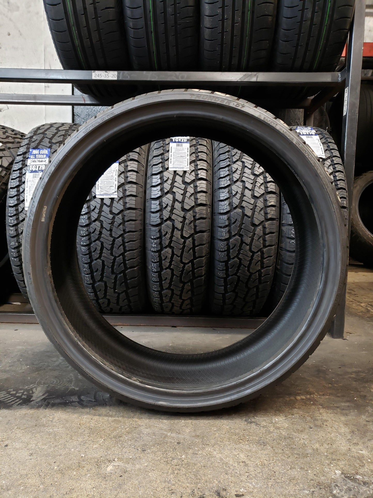 SET OF 2 225/30R22 Delinte Thunder D7 89 W XL - Used Tires