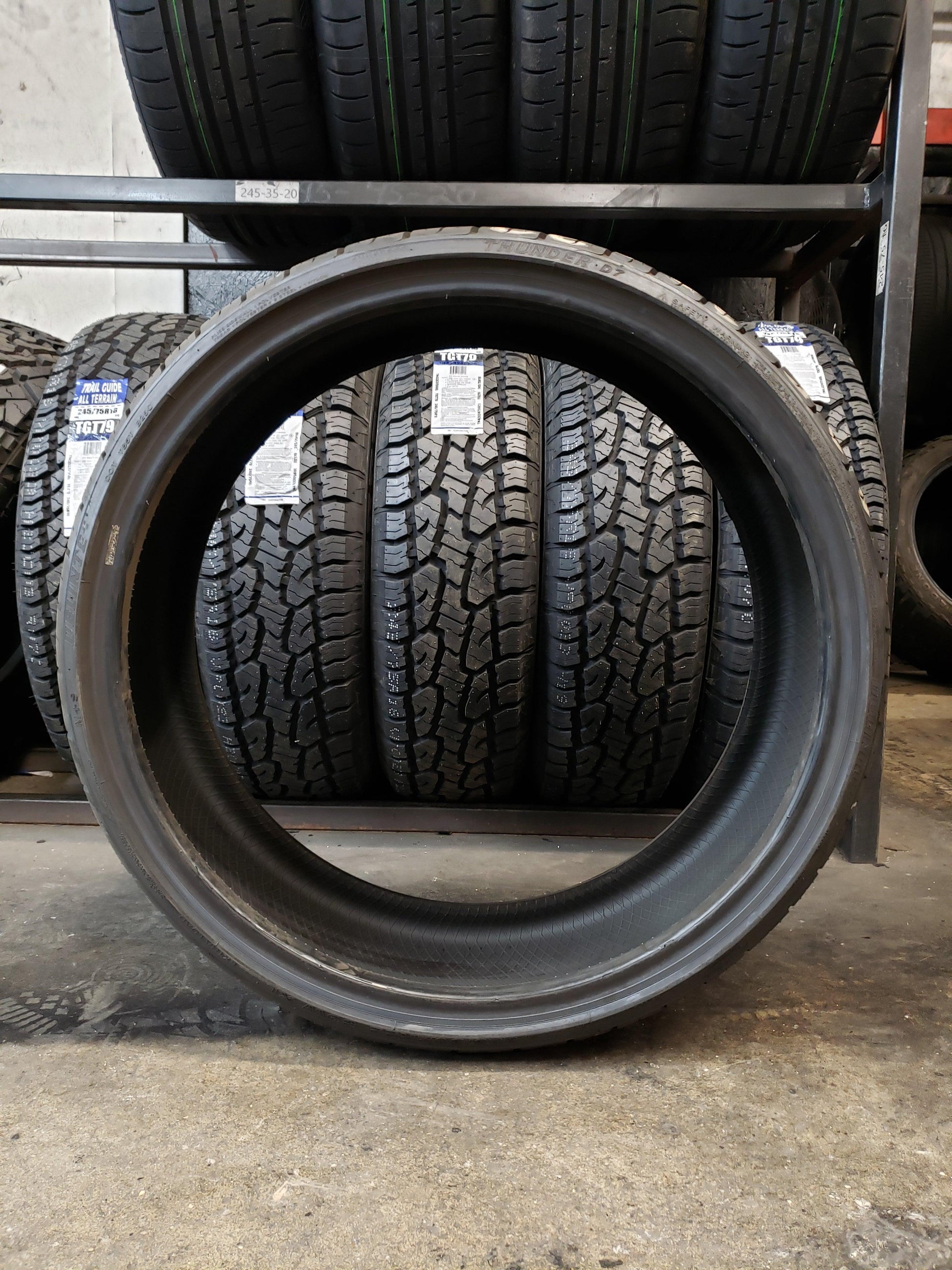 SET OF 2 225/30R22 Delinte Thunder D7 89 W XL - Used Tires