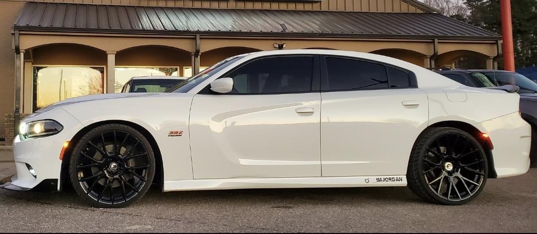 FORGIATO FLOW 001 22x9 +15 5x115 WHEEL & TIRE PACKAGE FOR DODGE CHARGER & CHALLENGER