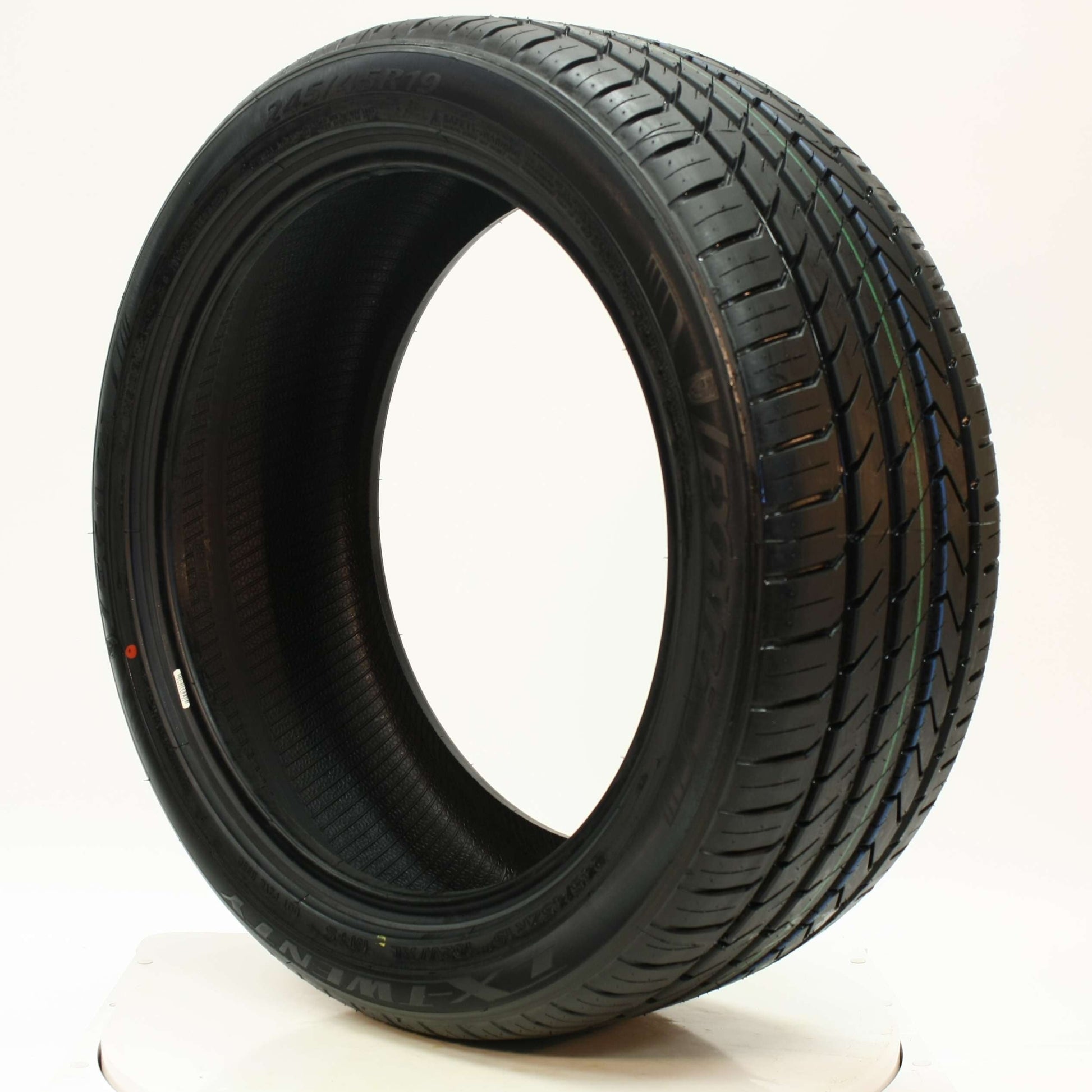 LEXANI LX-TWENTY 245/45ZR20 (28.7X9.6R 20) Tires