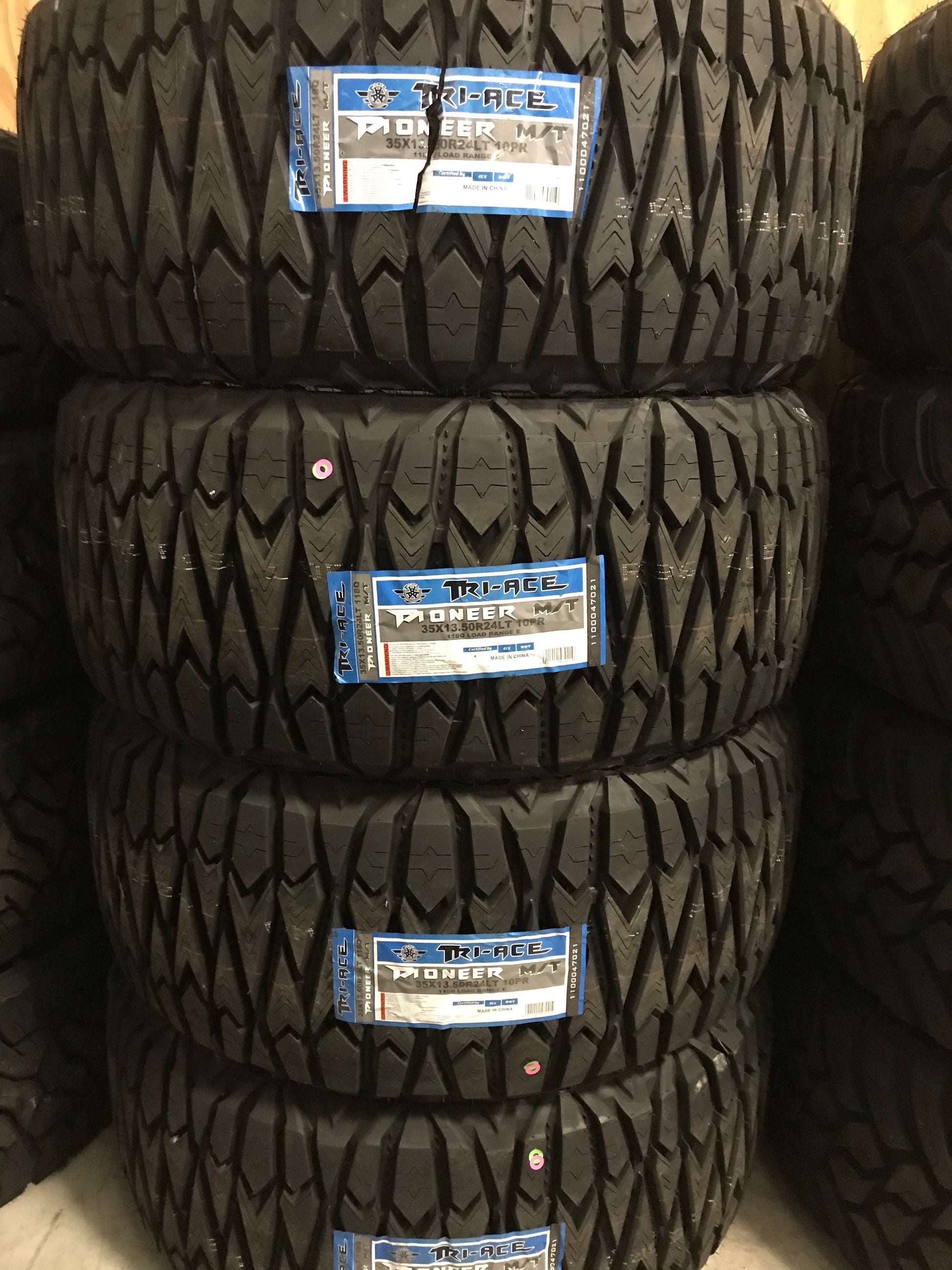 Tri-Ace Pioneer Mt Tire 35x13.50R24 118Q BSW 10 Ply/"E" Series