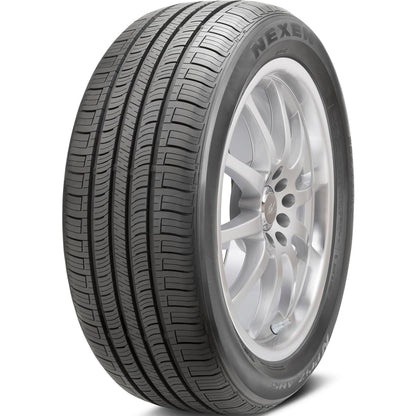 Nexen N Priz AH5 215/70R15 (26.9x8.7R 15) Tires