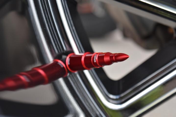 BULLET BILLET ALUMINUM AIR TIRE RIM WHEEL VALVE STEM CAP COVER KIT AVAILABLE IN MANY COLORS // PART # WVC005 WVC006