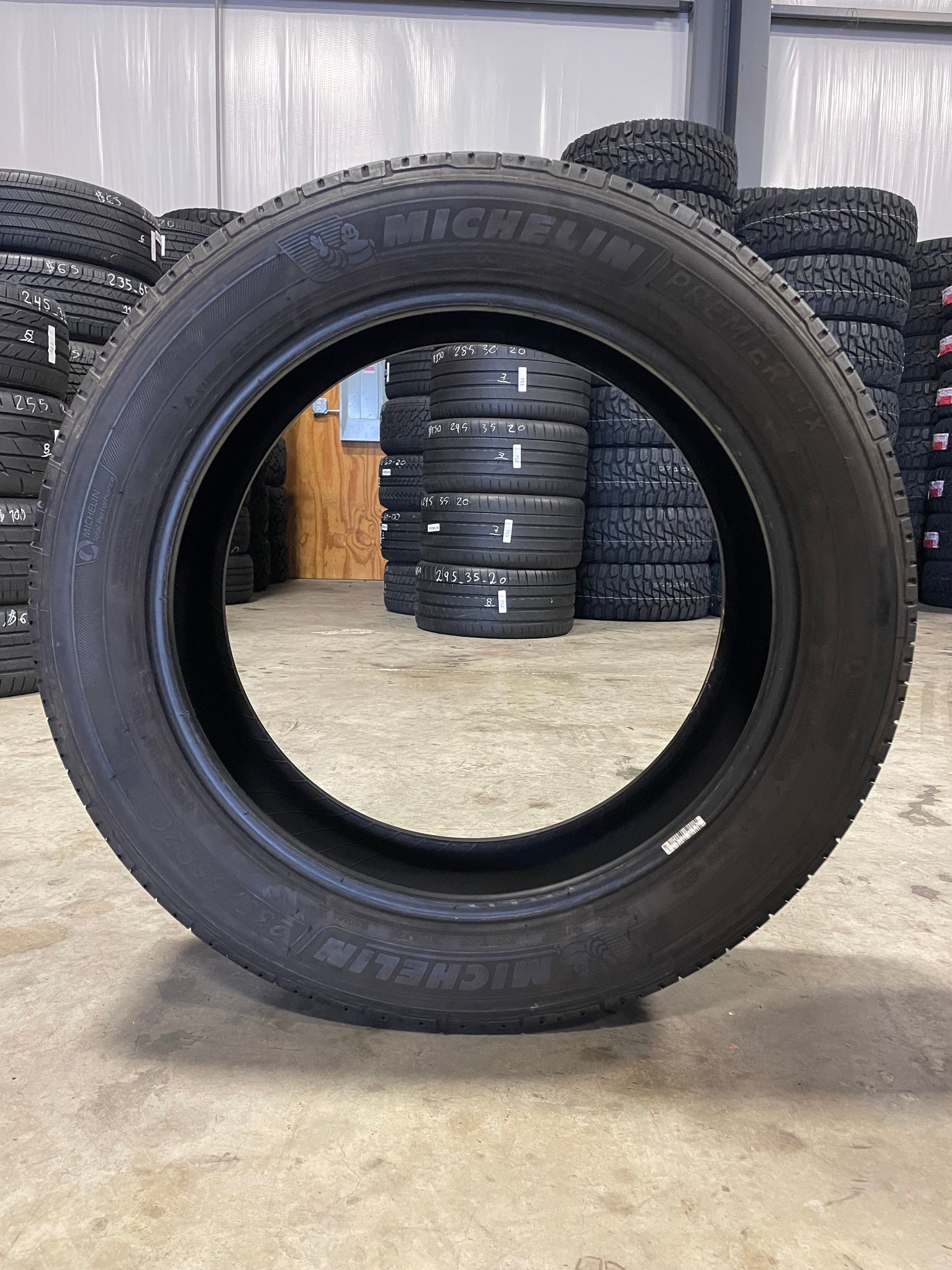 SINGLE 235/55R20 Michelin Premier LTX 102 H SL - Premium Used Tires