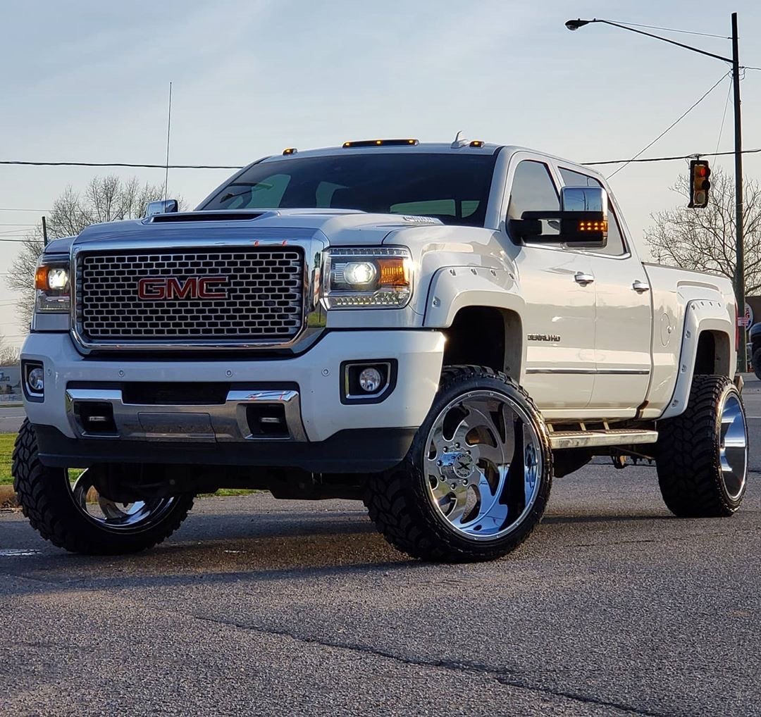 GMC Sierra 2500 HD Denali Packages