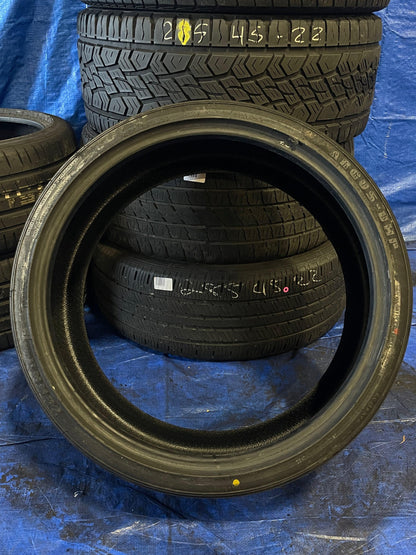SET OF 2 255/30R22 ZENNA Argus-UHP 95 W XL - Used Tires