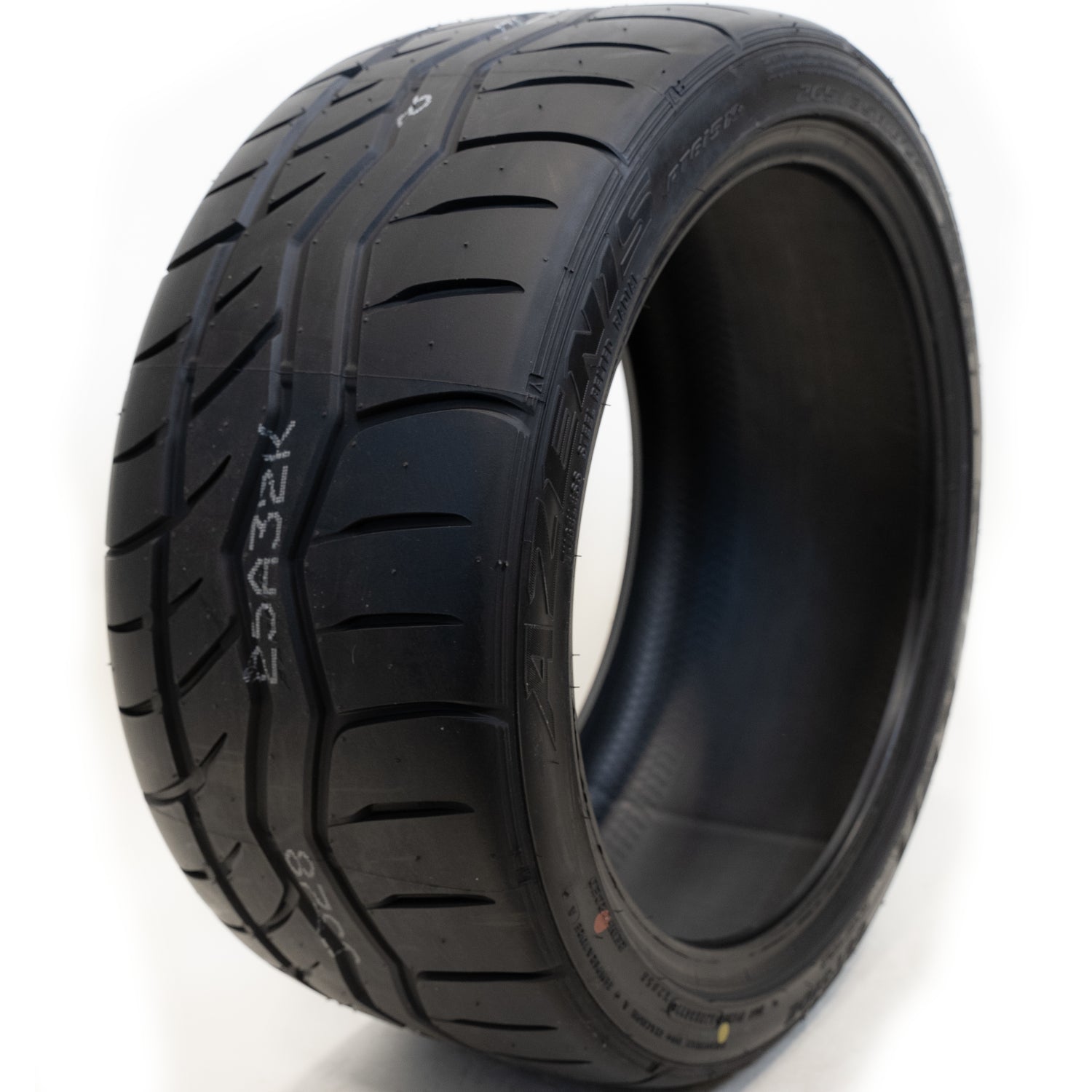 FALKEN AZENIS RT-615K 215/40R17 (24X8.5R 17) Tires – Wheels Below