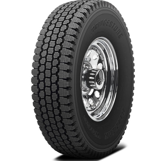 BRIDGESTONE BLIZZAK W965 LT265/75R16 (31.9X10.4R 16) Tires