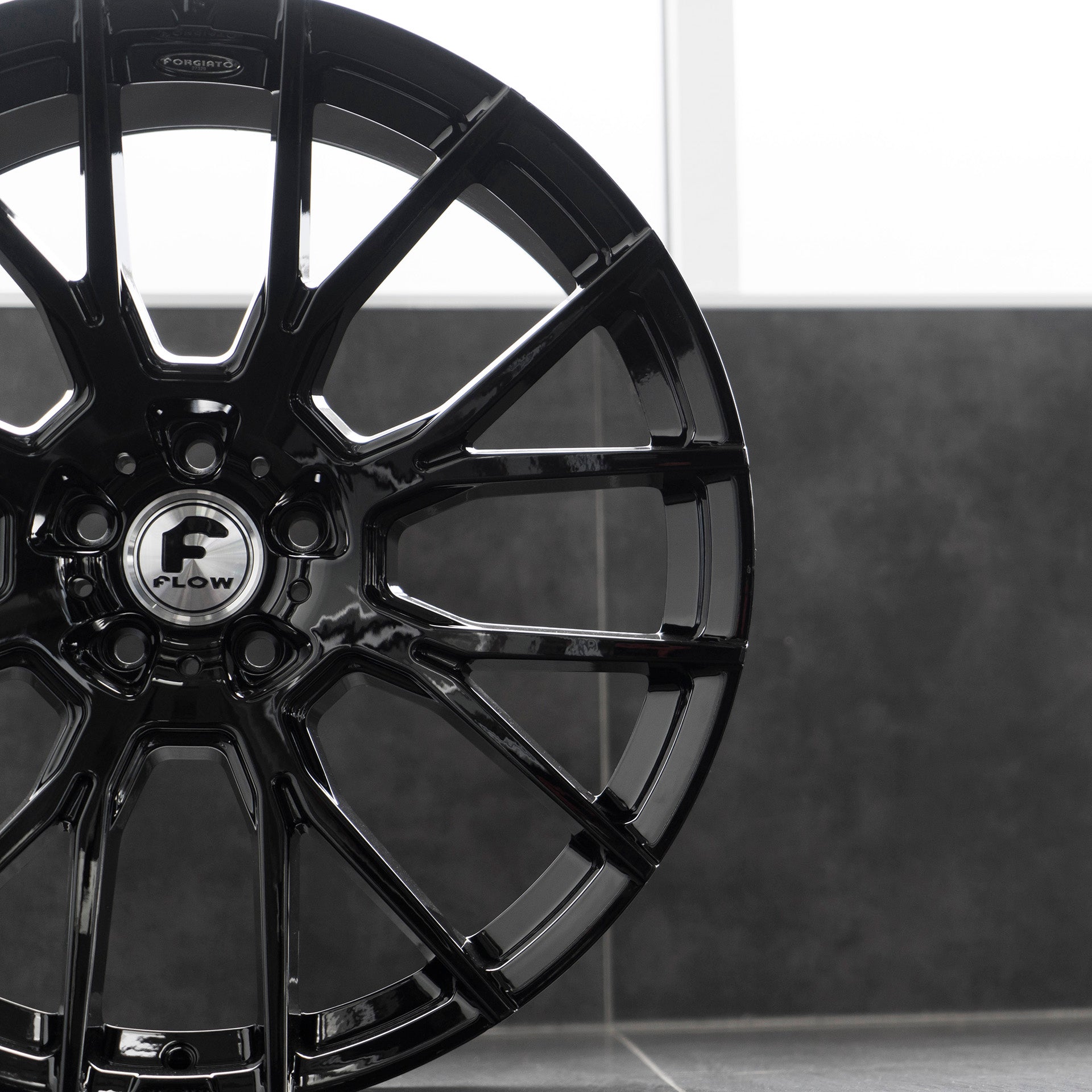 20x9 35 5x114.3 FORGIATO FLOW 001 GLOSS BLACK - Wheels | Rims