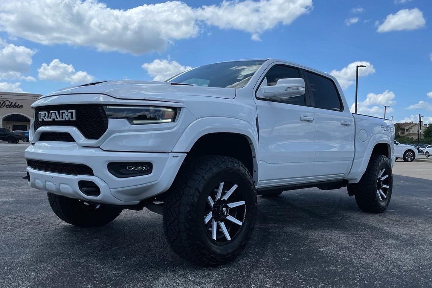 FORGIATO FLOW TERRA 005 24-INCH PACKAGE FOR RAM 1500 (5 LUGS)