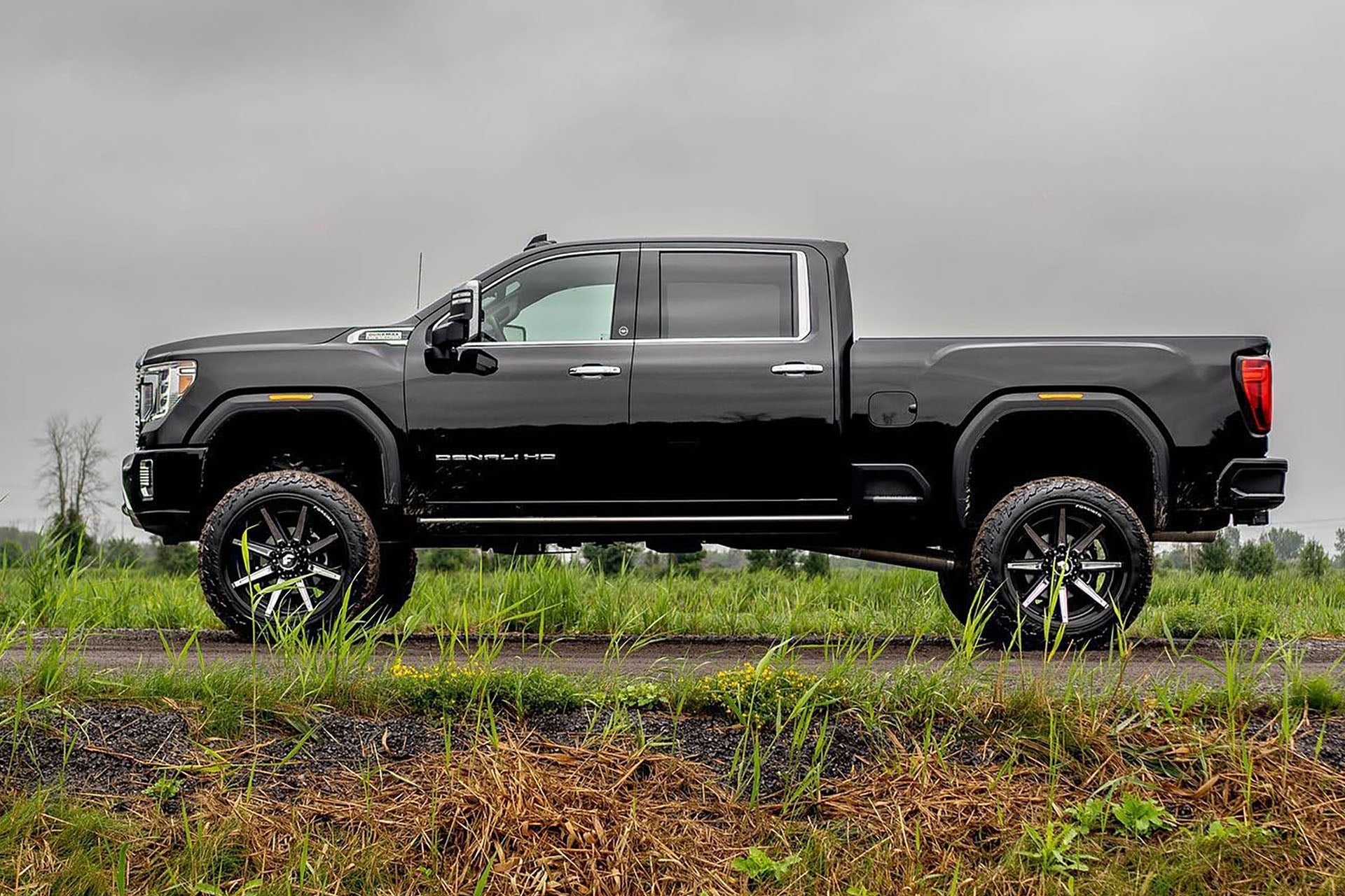 FORGIATO FLOW TERRA 005 20-INCH PACKAGE FOR CHEVROLET 1500