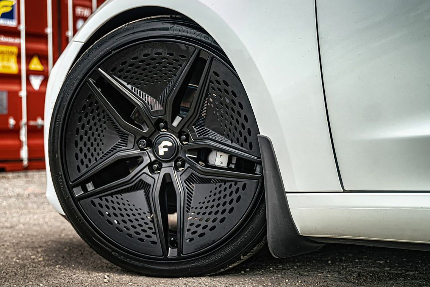 SET OF 4 FORGIATO WHEEL & TIRE PACKAGE FOR TESLA MODEL 3 | EV 001 20" STAGGERED SETUP