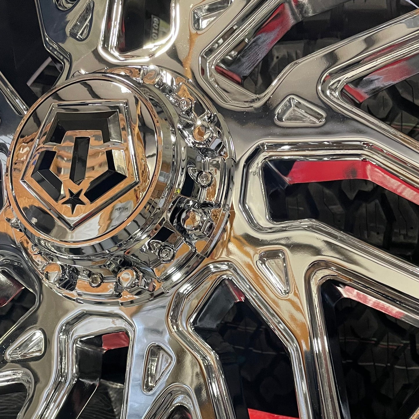 TIS 544C 24x14 -76 6x135/6x139.7 CHROME