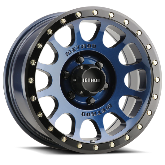 305 | NV | Gloss Bahia Blue - Gloss Black Lip