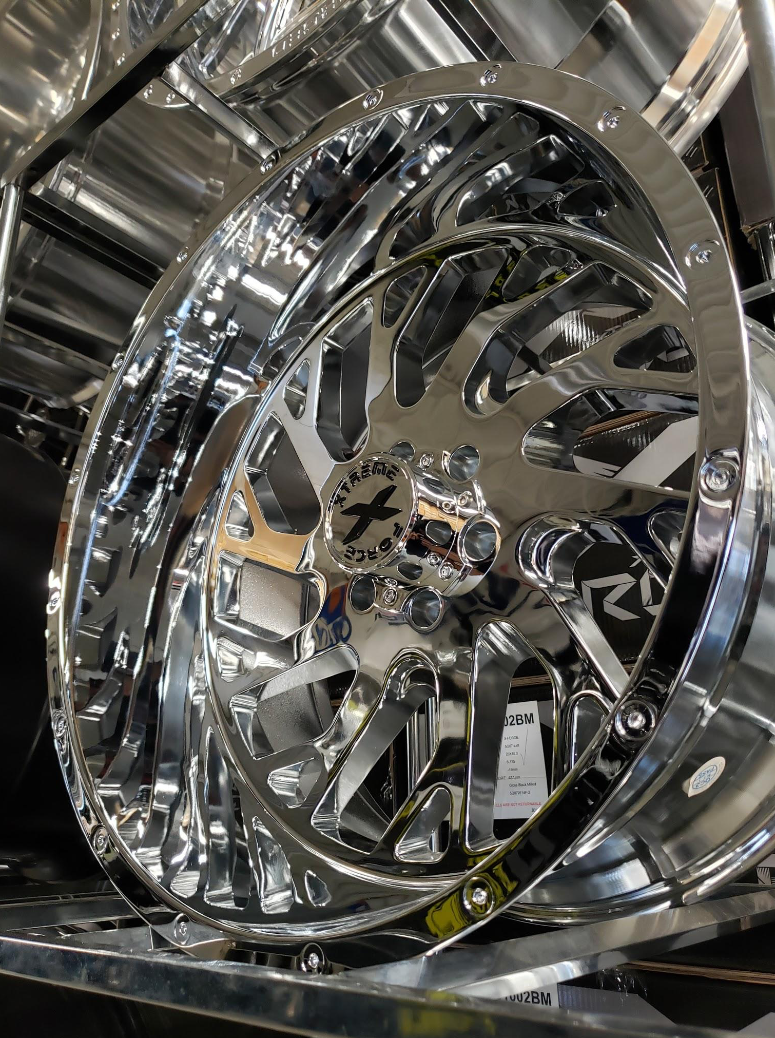 Xtreme Force XF-8 22x12 -44 6x135 Chrome & 33x12.50R22 Kenda Klever RT KR601 | FORD LEVELED